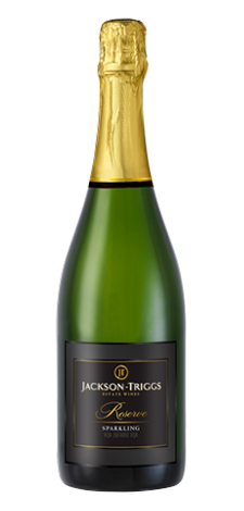 Jackson-Triggs Reserve Sparkling Cuve Close