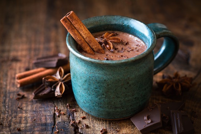 Mulled Wine Hot Chocolate