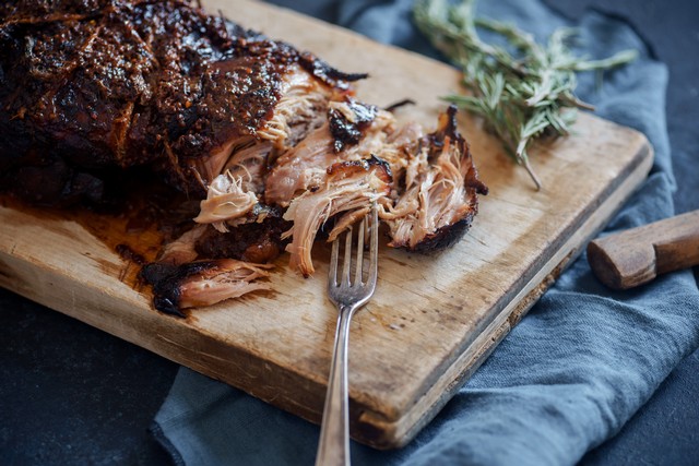 Pulled Pork with Red Wine BBQ Sauce